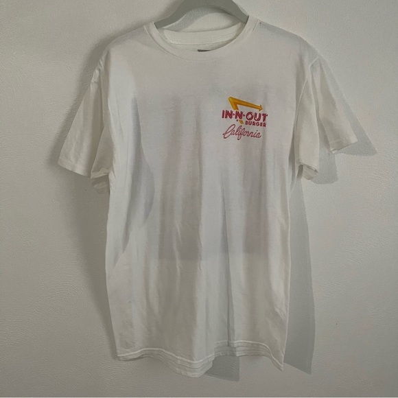 In-N-Out Burger California Classic Car Graphic white T-Shirt Size small - Picture 6 of 9